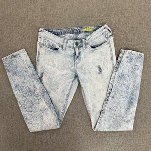 Future Favorites Ripped Distressed Jeans Acid Wash 99% Cotton 1% Spandex‎ Size 7